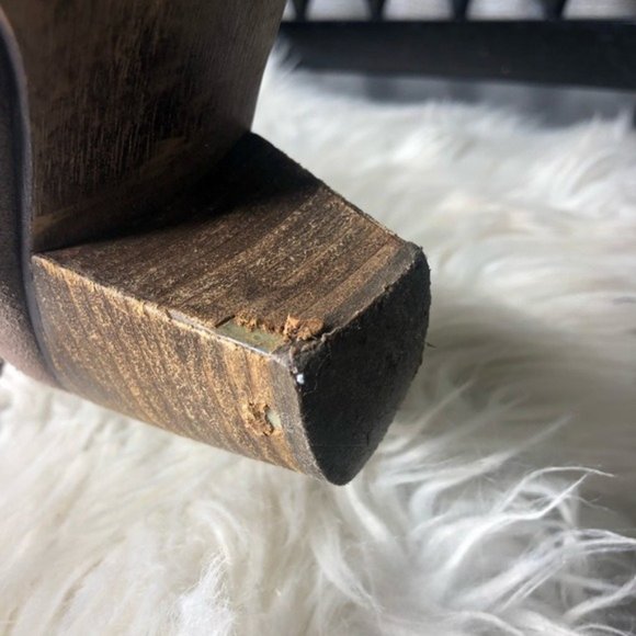 Steve Madden Milaan leather suede beige ankle boot - Picture 5 of 8